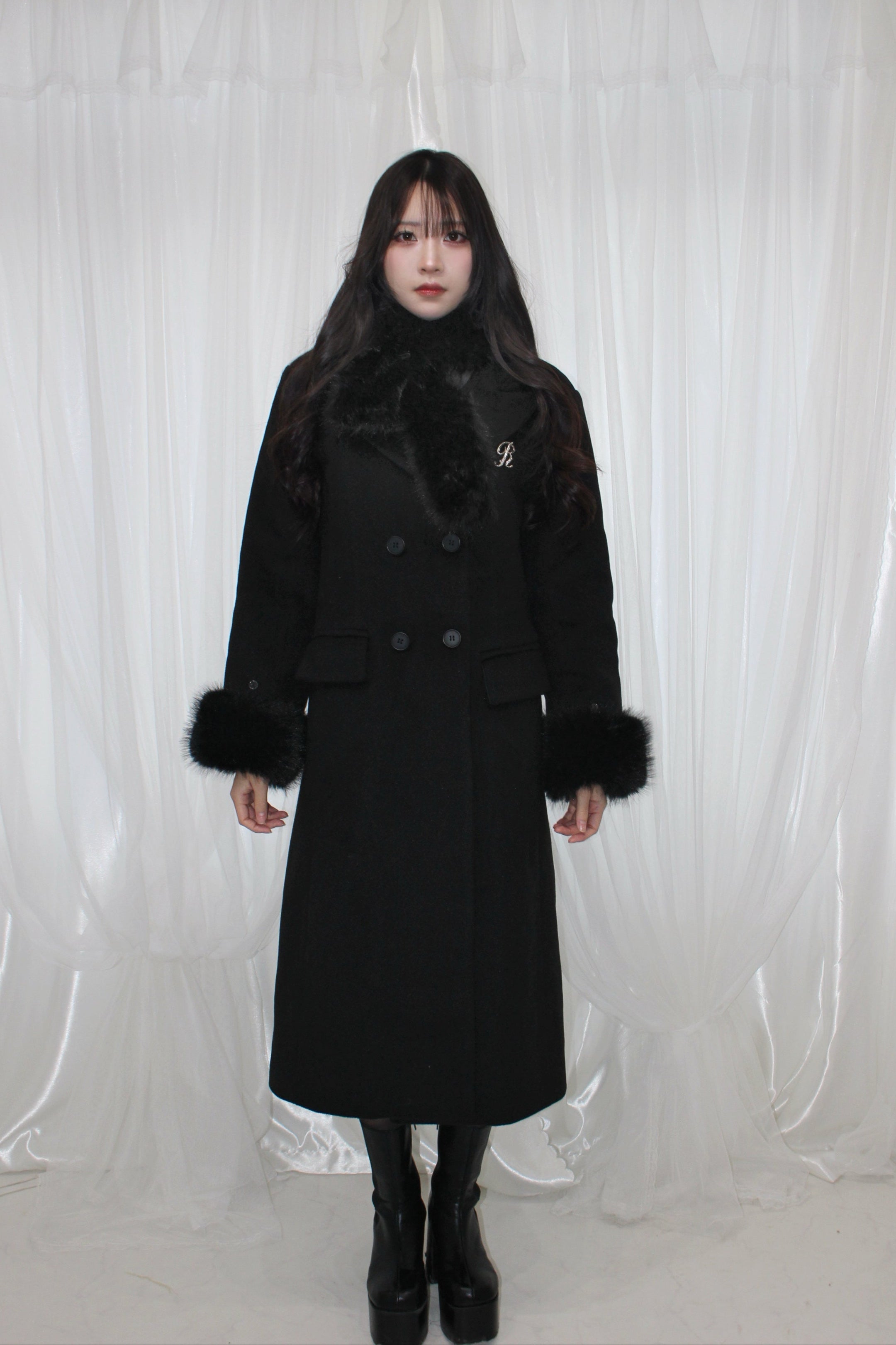 "R" tailored coat.