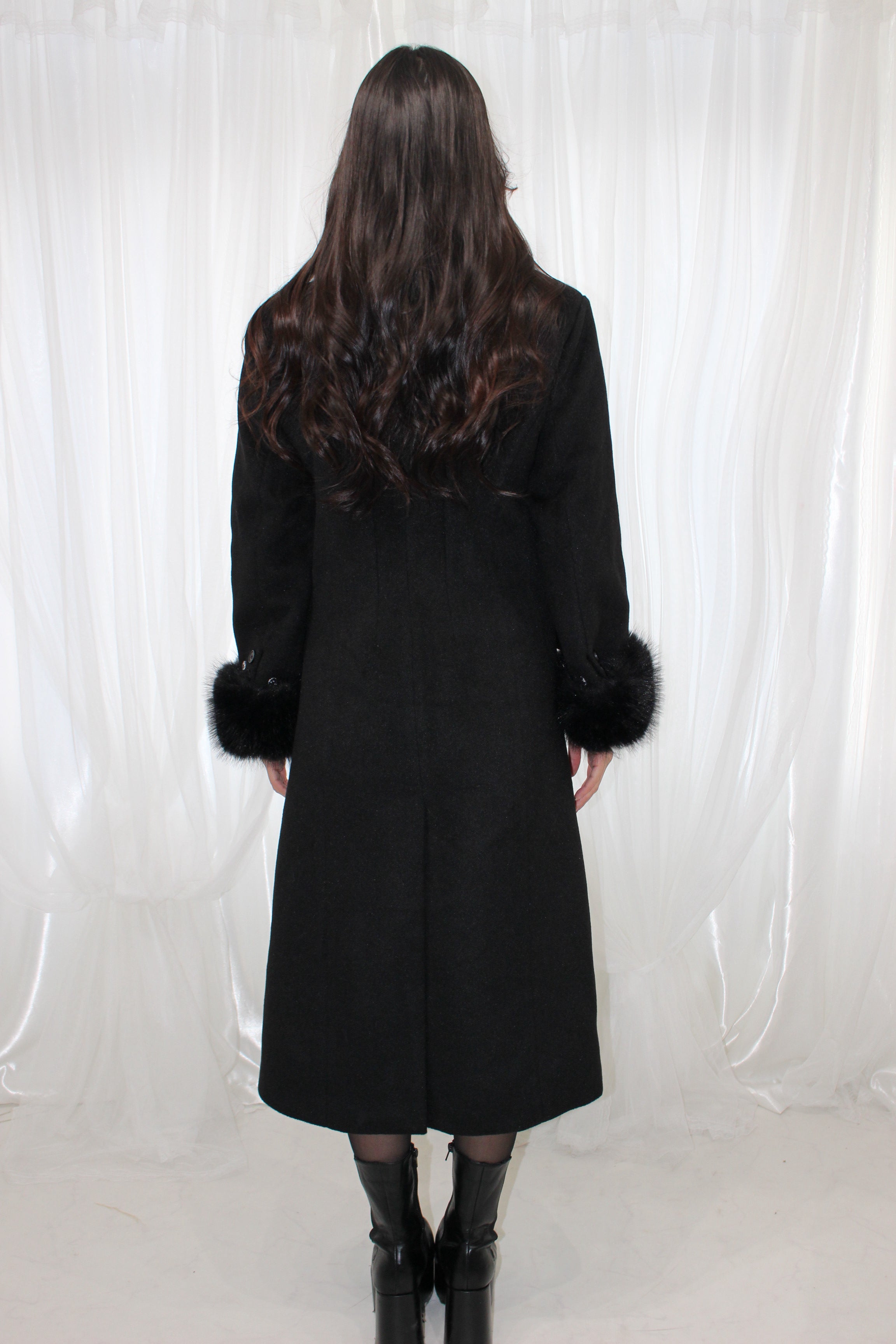 "R" tailored coat.