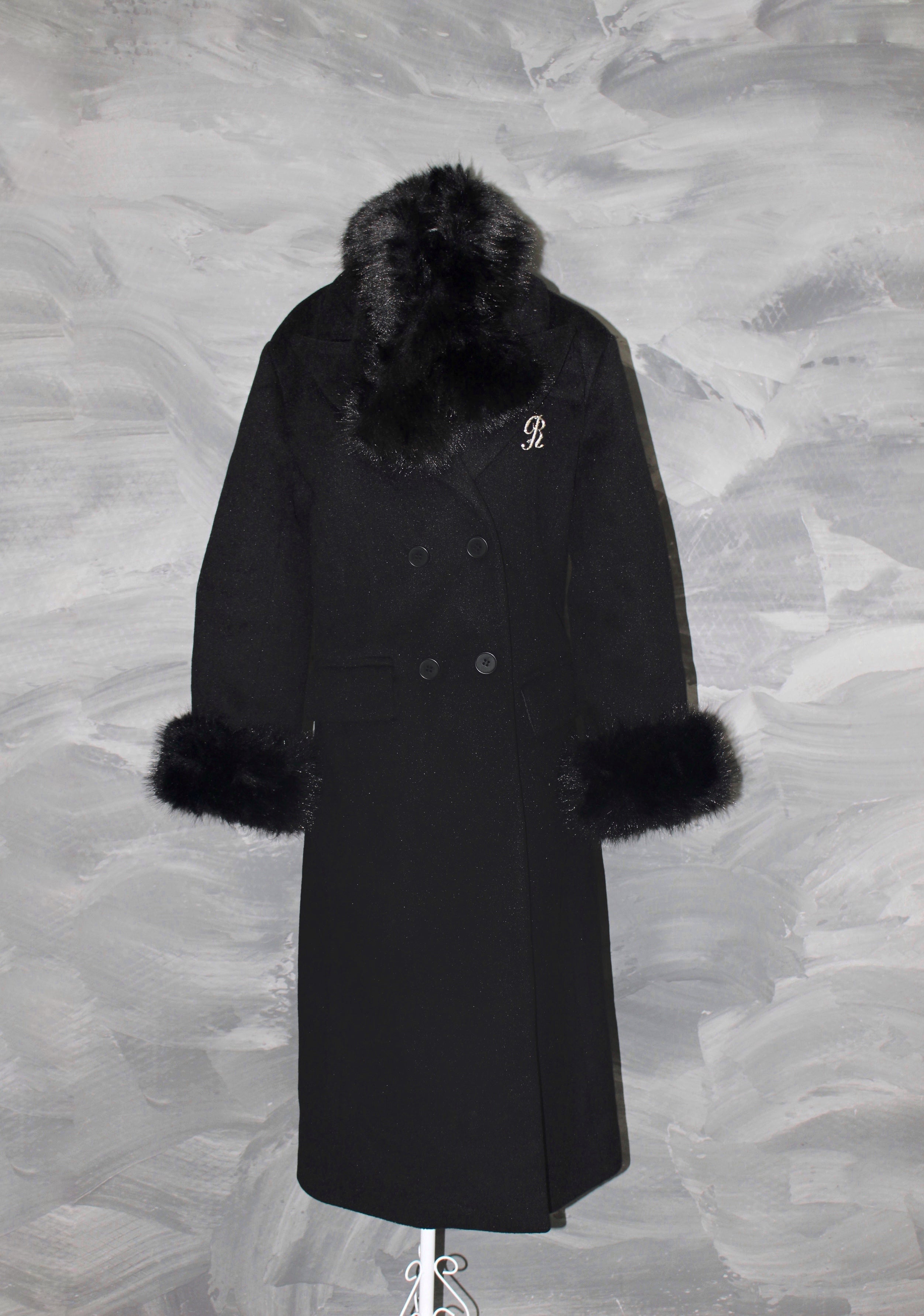 "R" tailored coat.