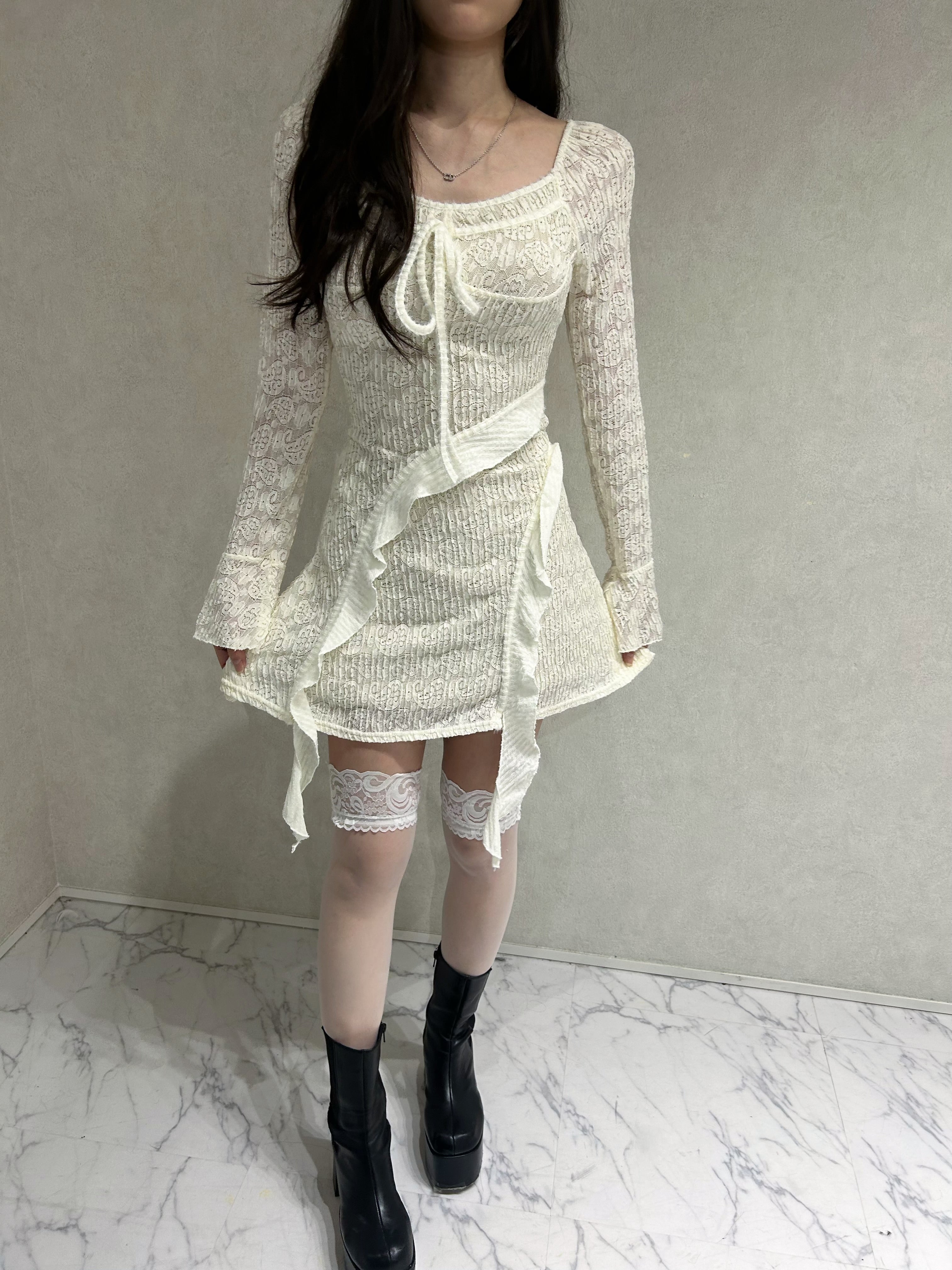 ruffle lace one-piece.