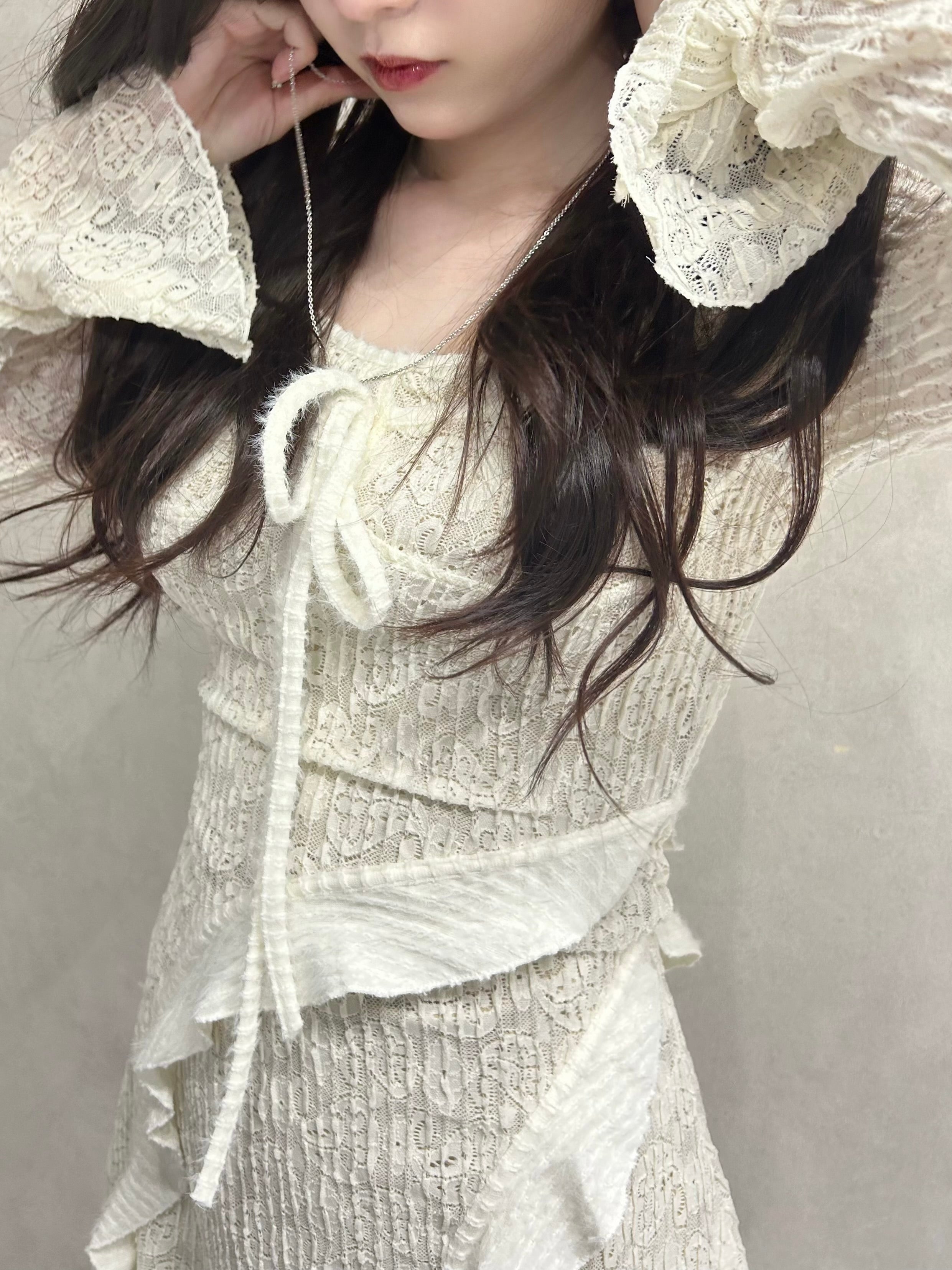 ruffle lace one-piece.