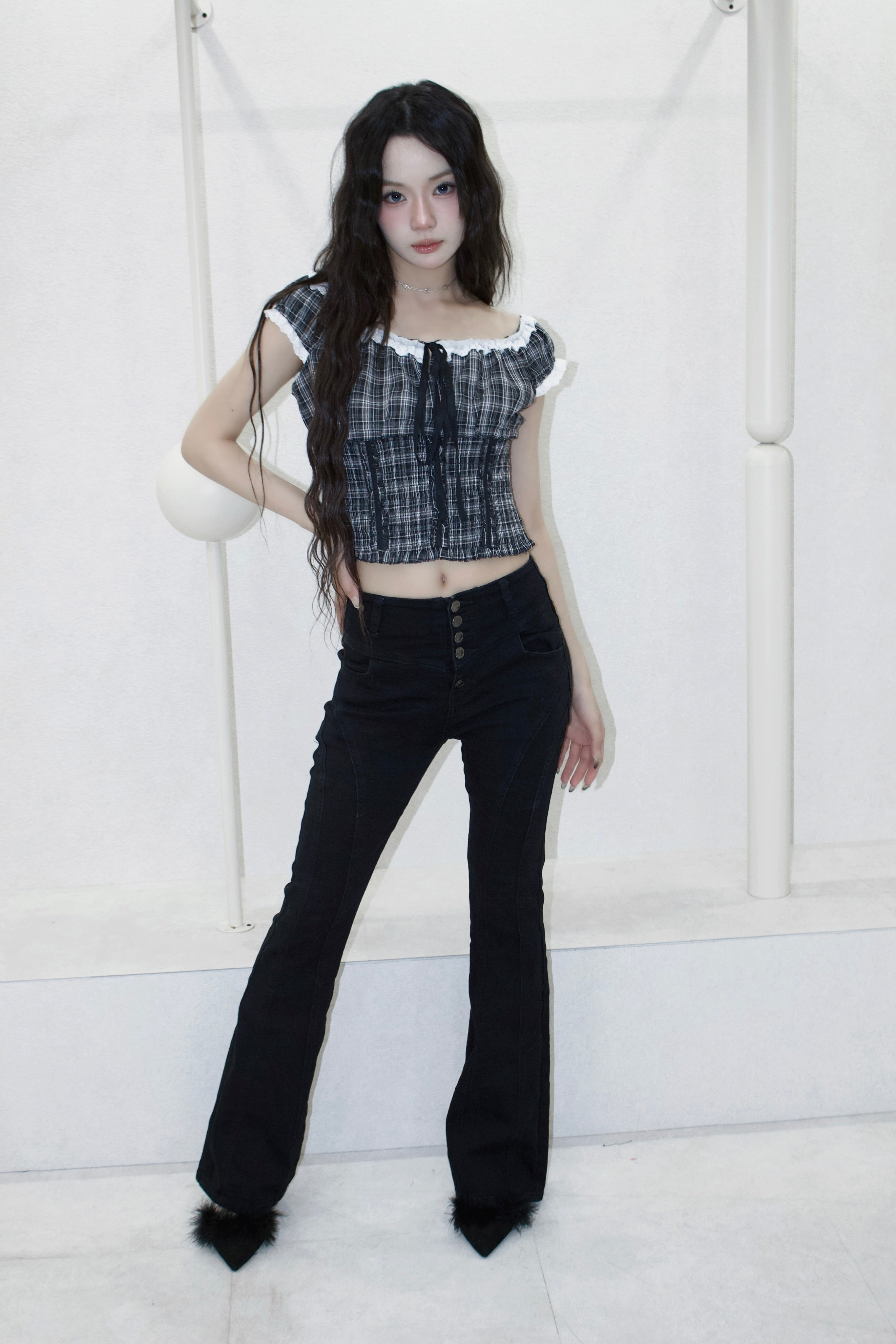 noire line denim.