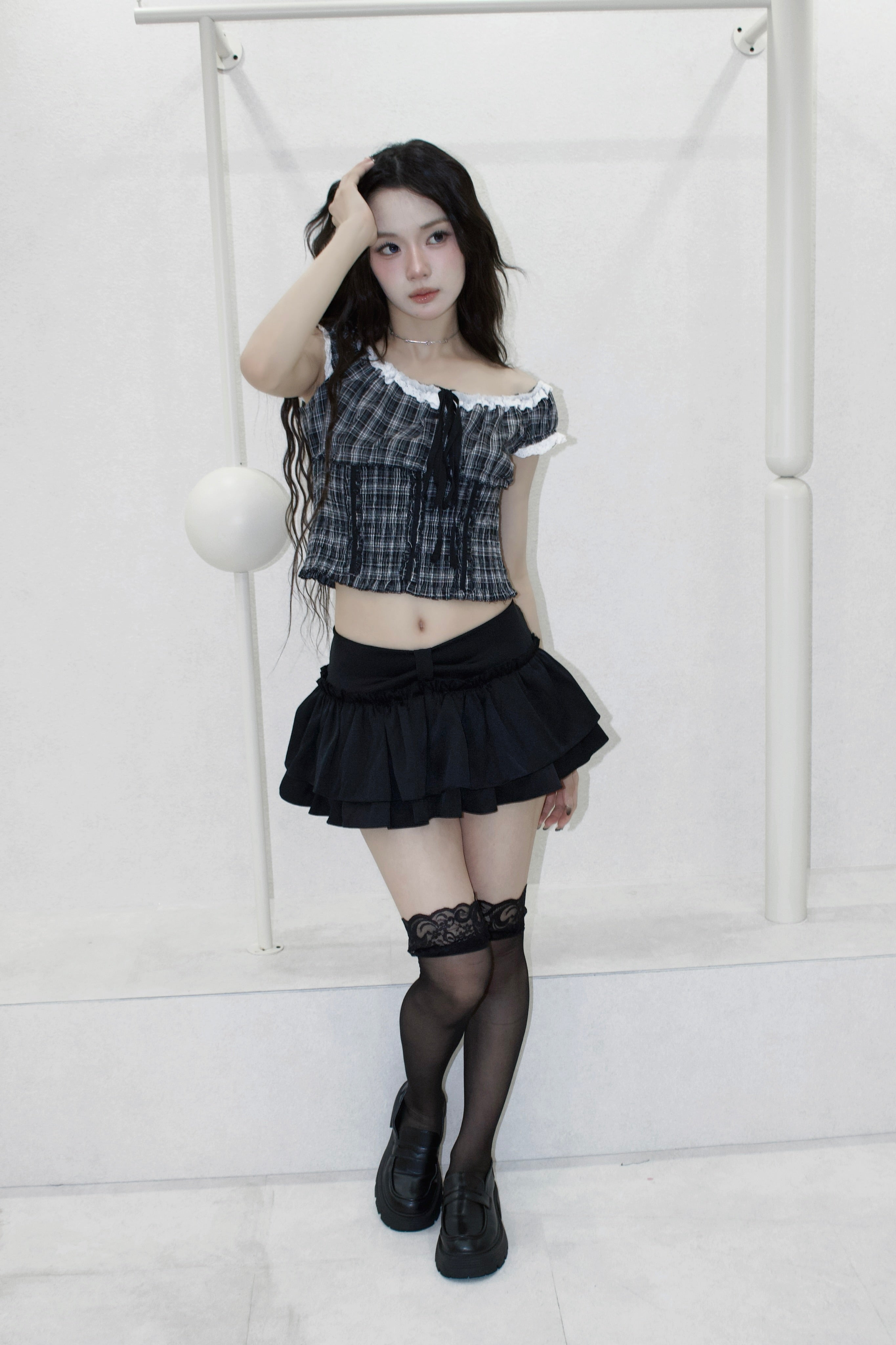 noire check tops.