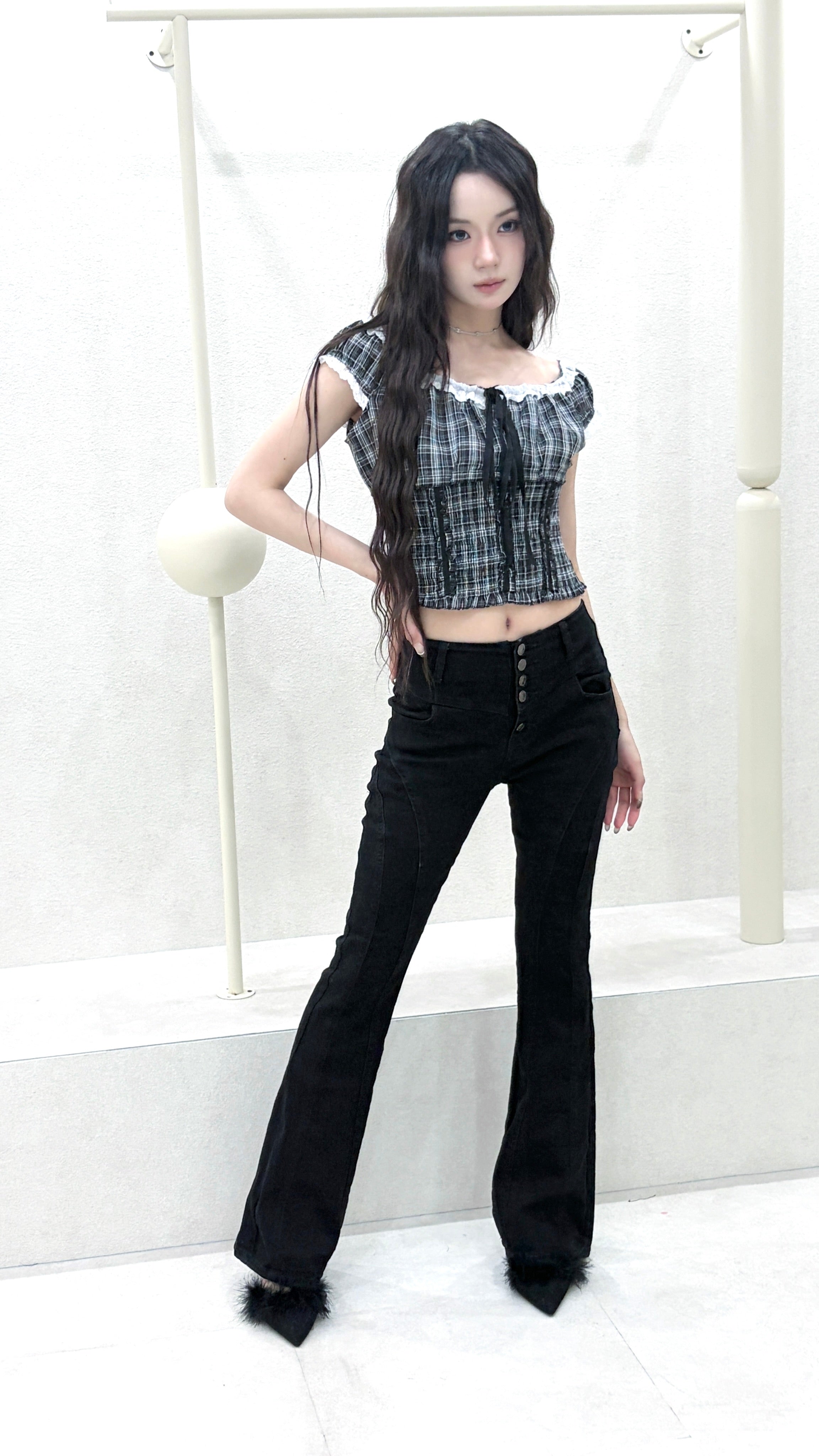 noire line denim.