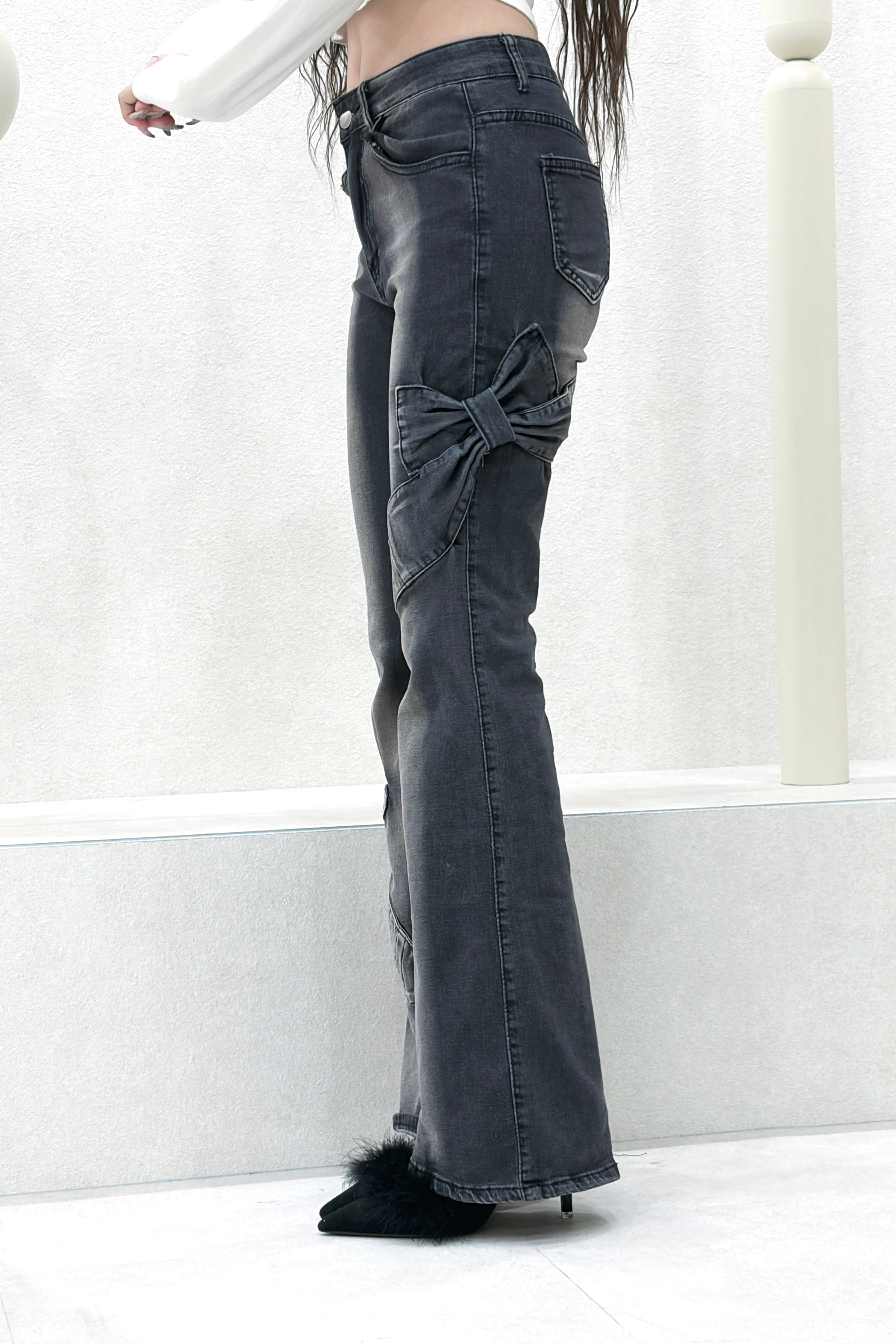 ribbon flare denim.