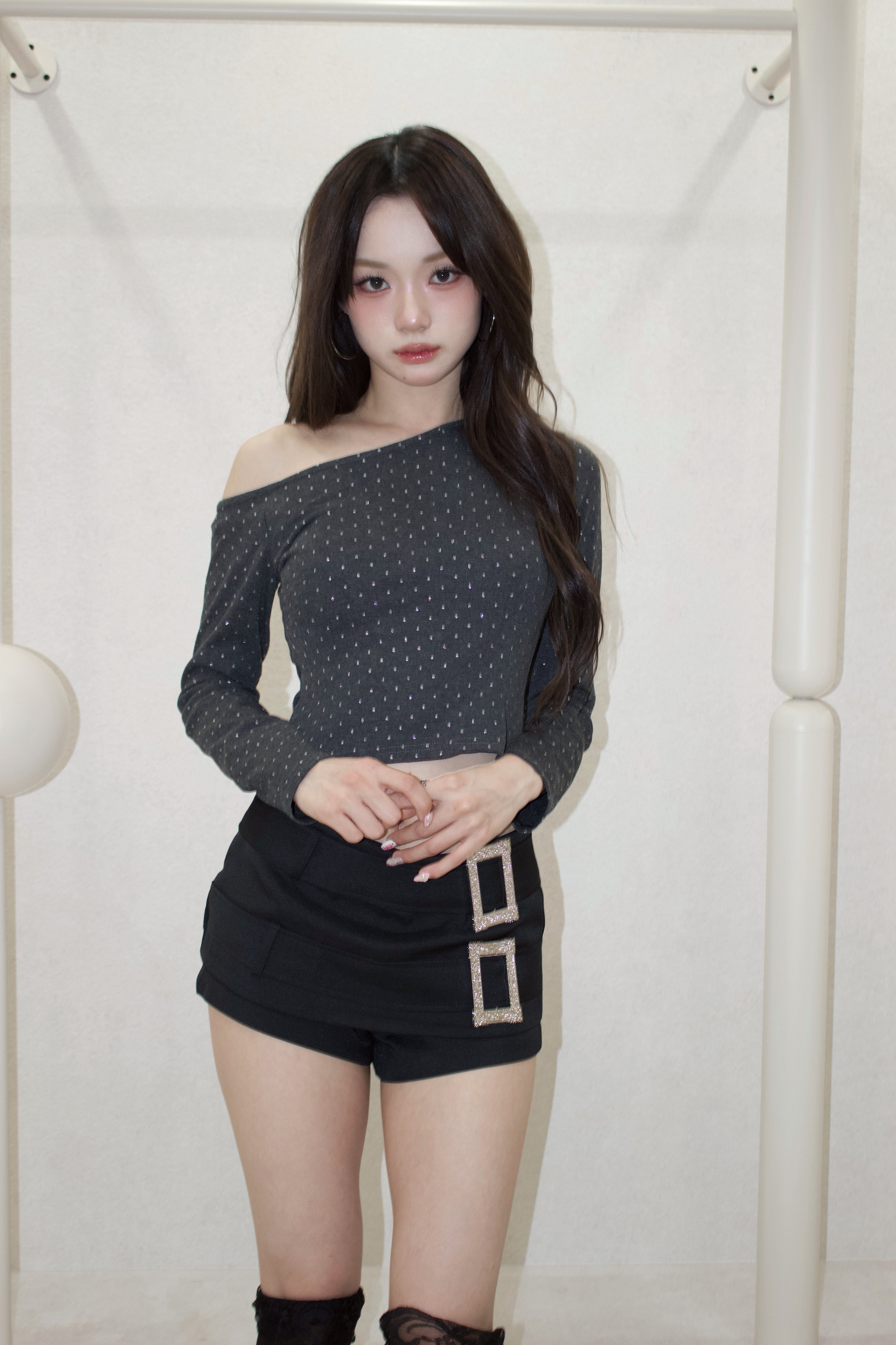 asym noir tops.