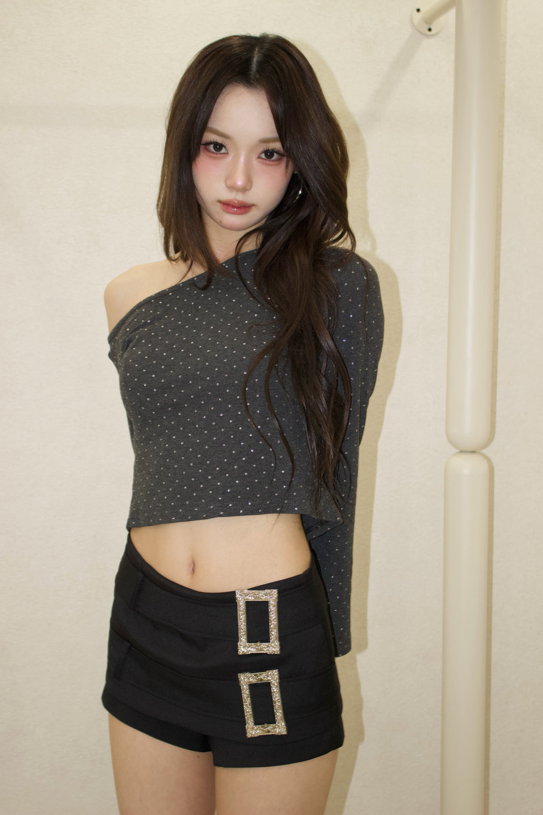 asym noir tops.