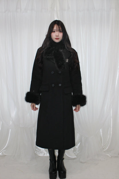 &quot;R&quot; tailored coat.