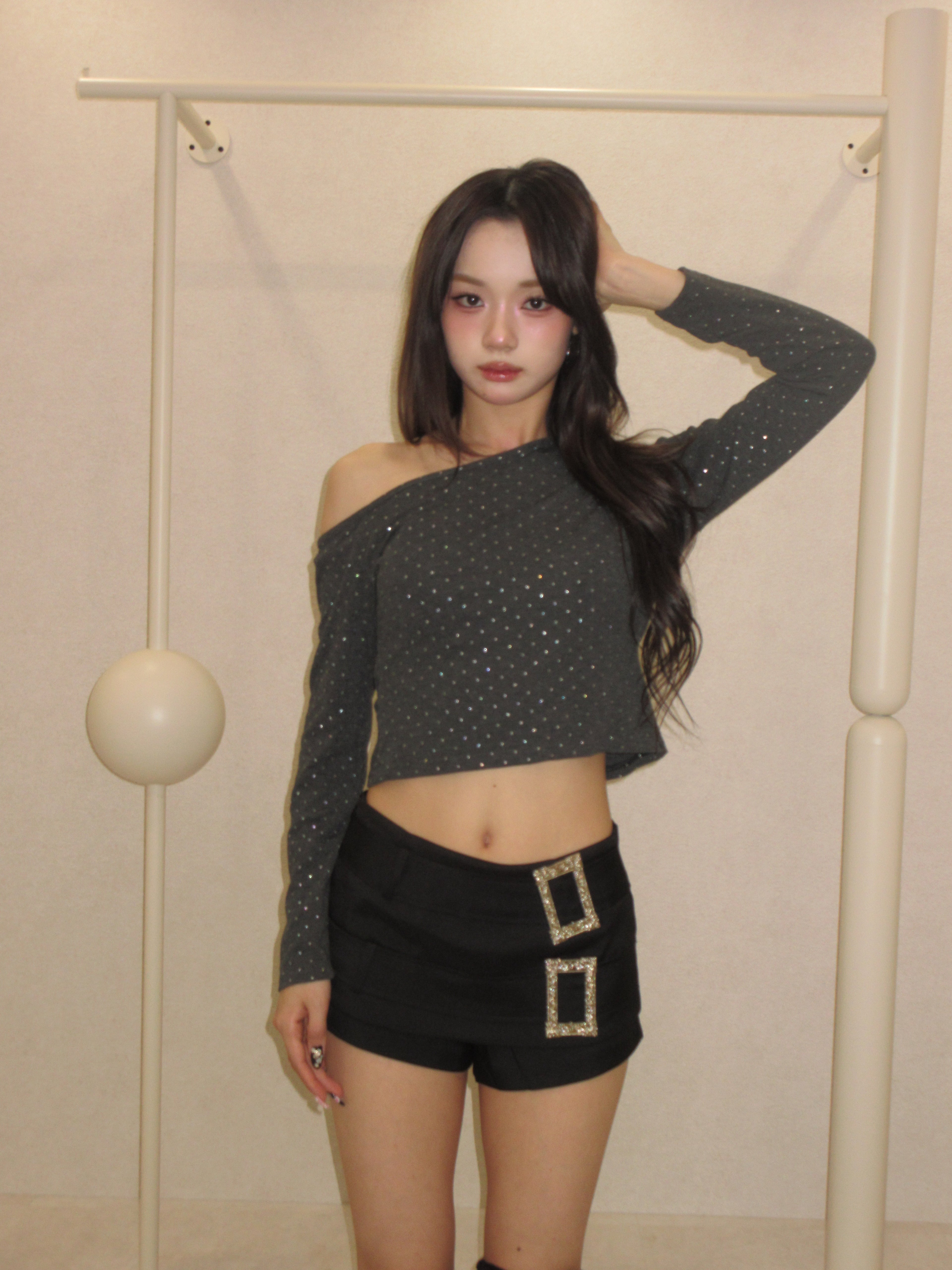 asym noir tops.