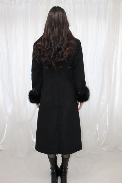 &quot;R&quot; tailored coat.