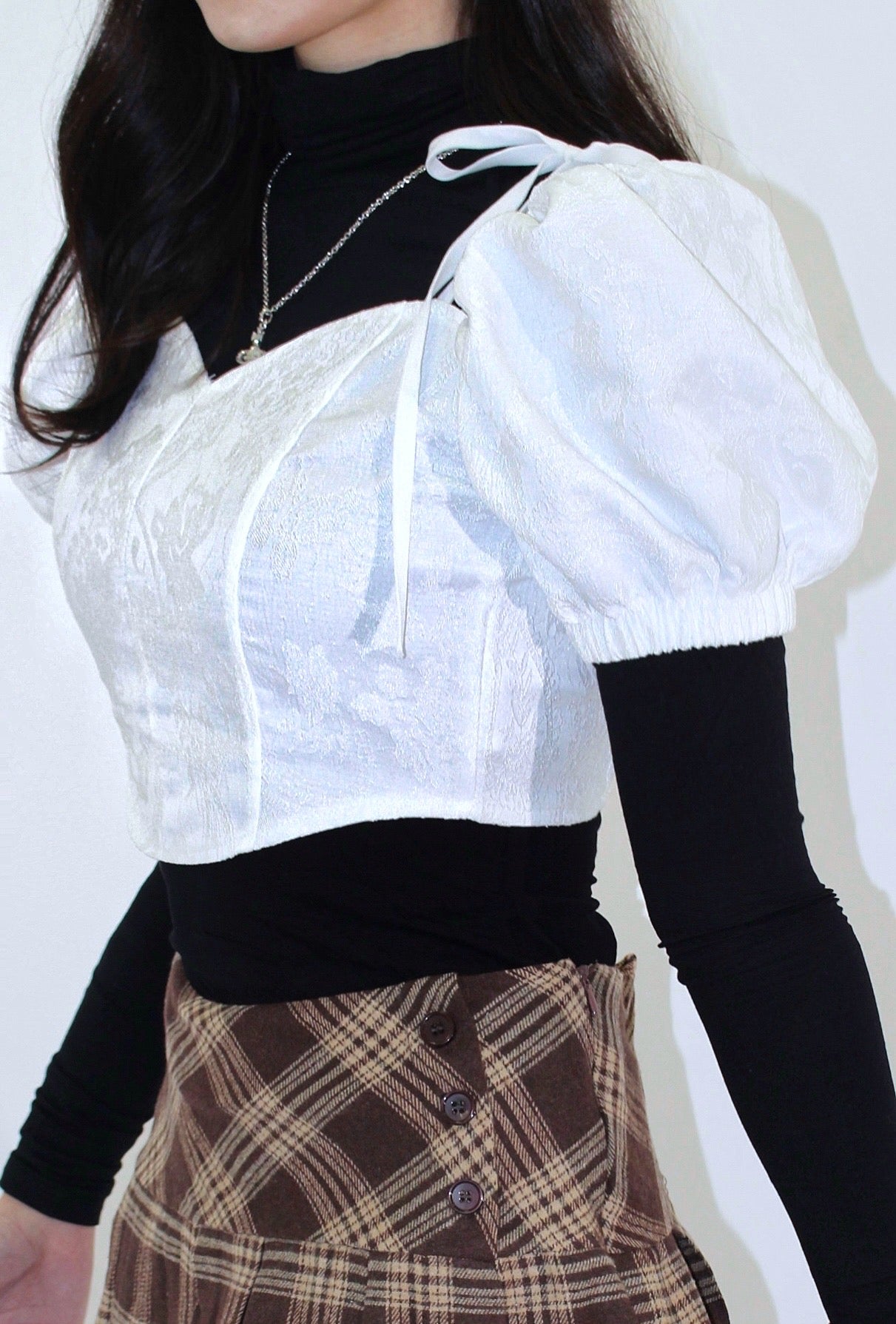heart neck tops.