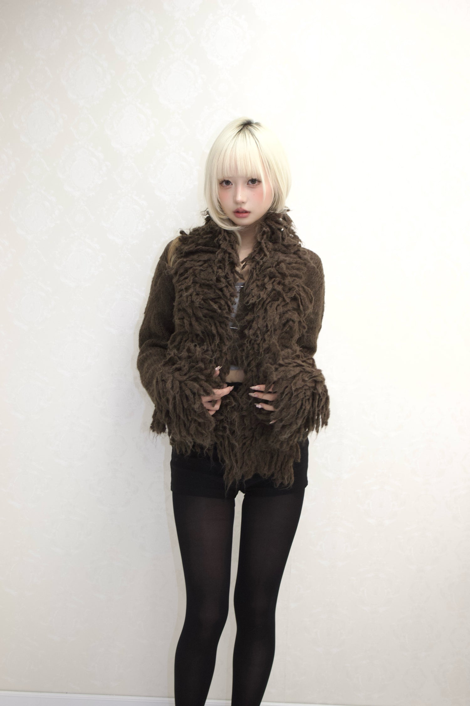 neck drape cardigan.