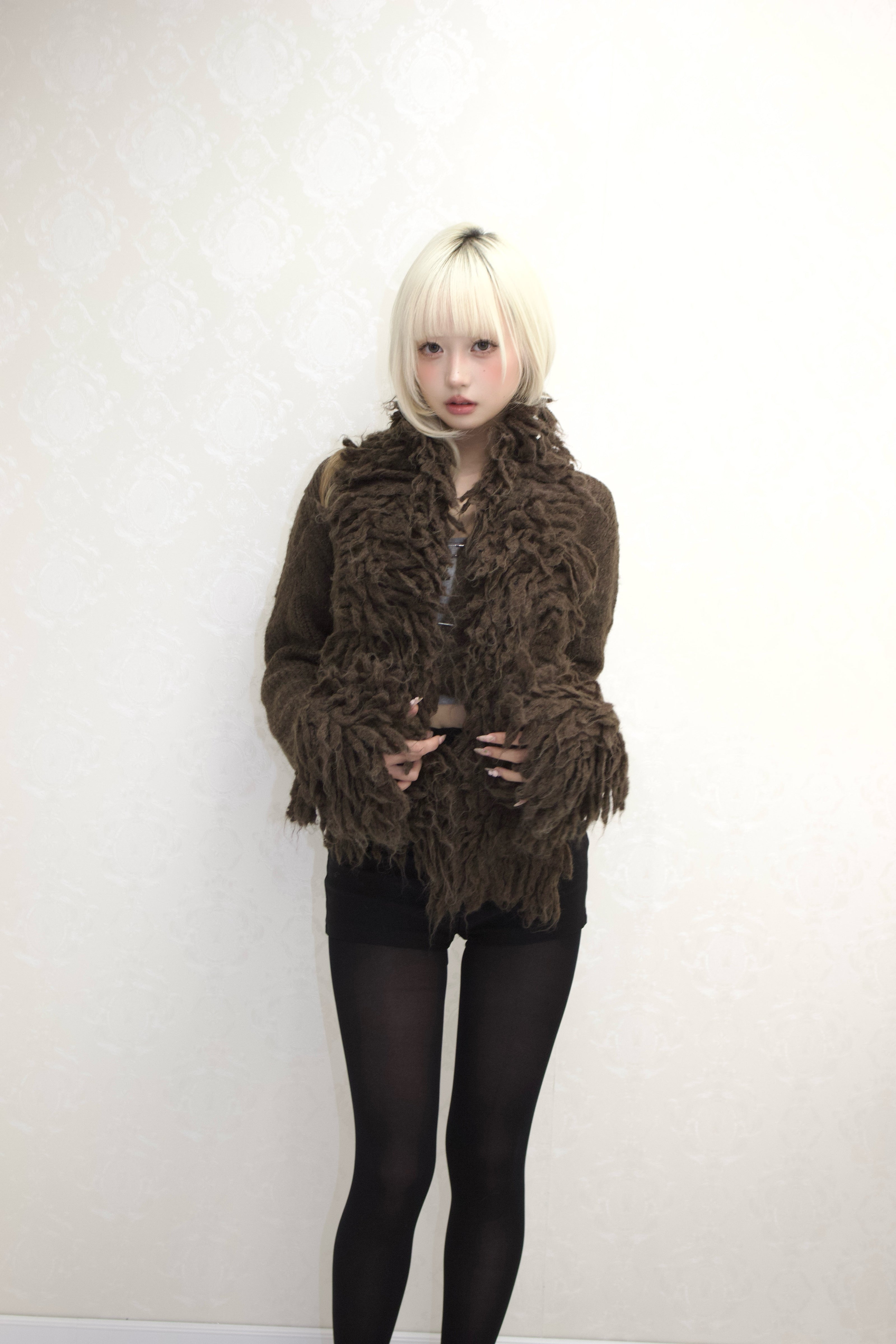 neck drape cardigan.