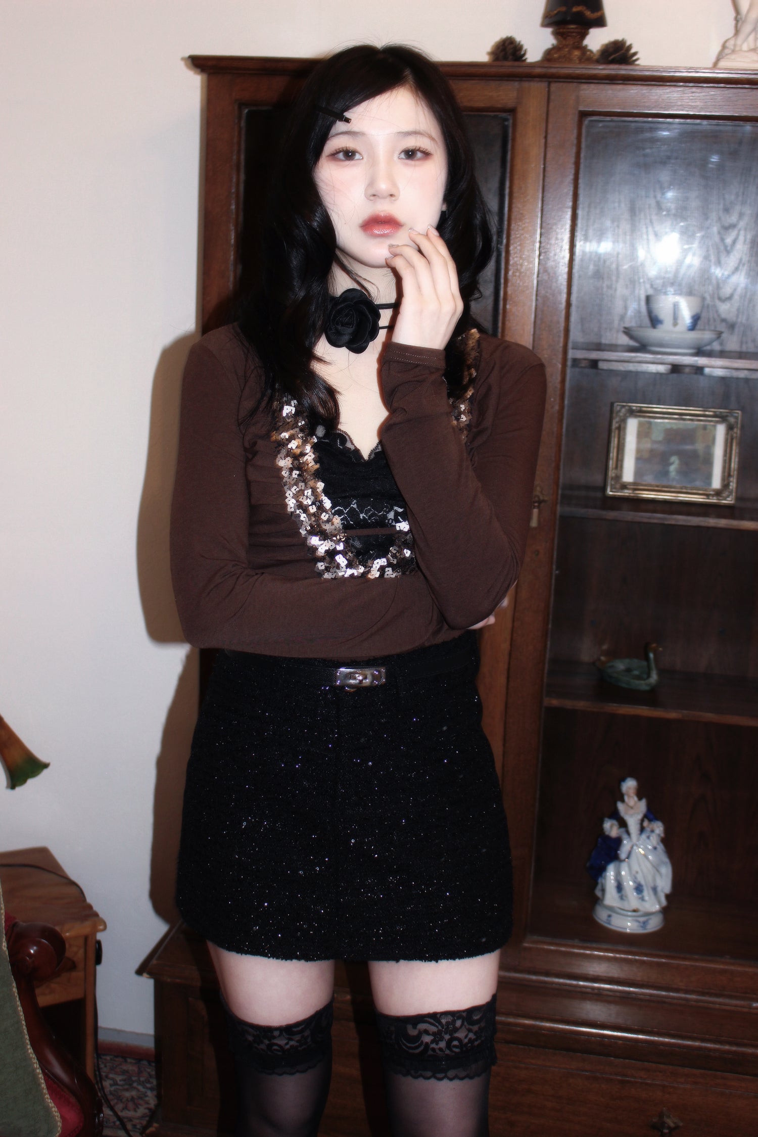 chestnut sequins tops.