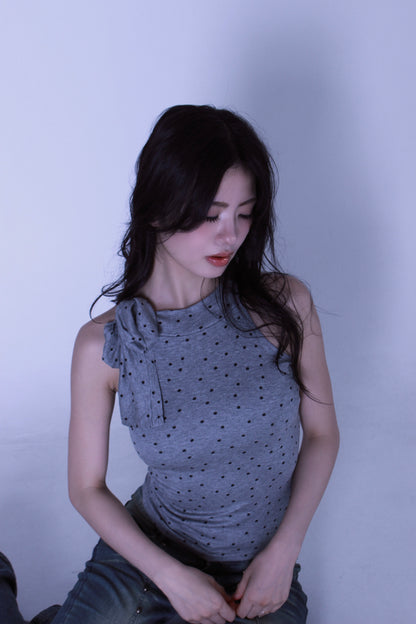 ribbon dot tops.