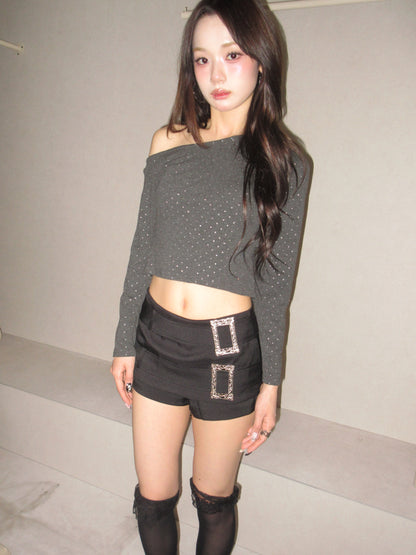 asym noir tops.