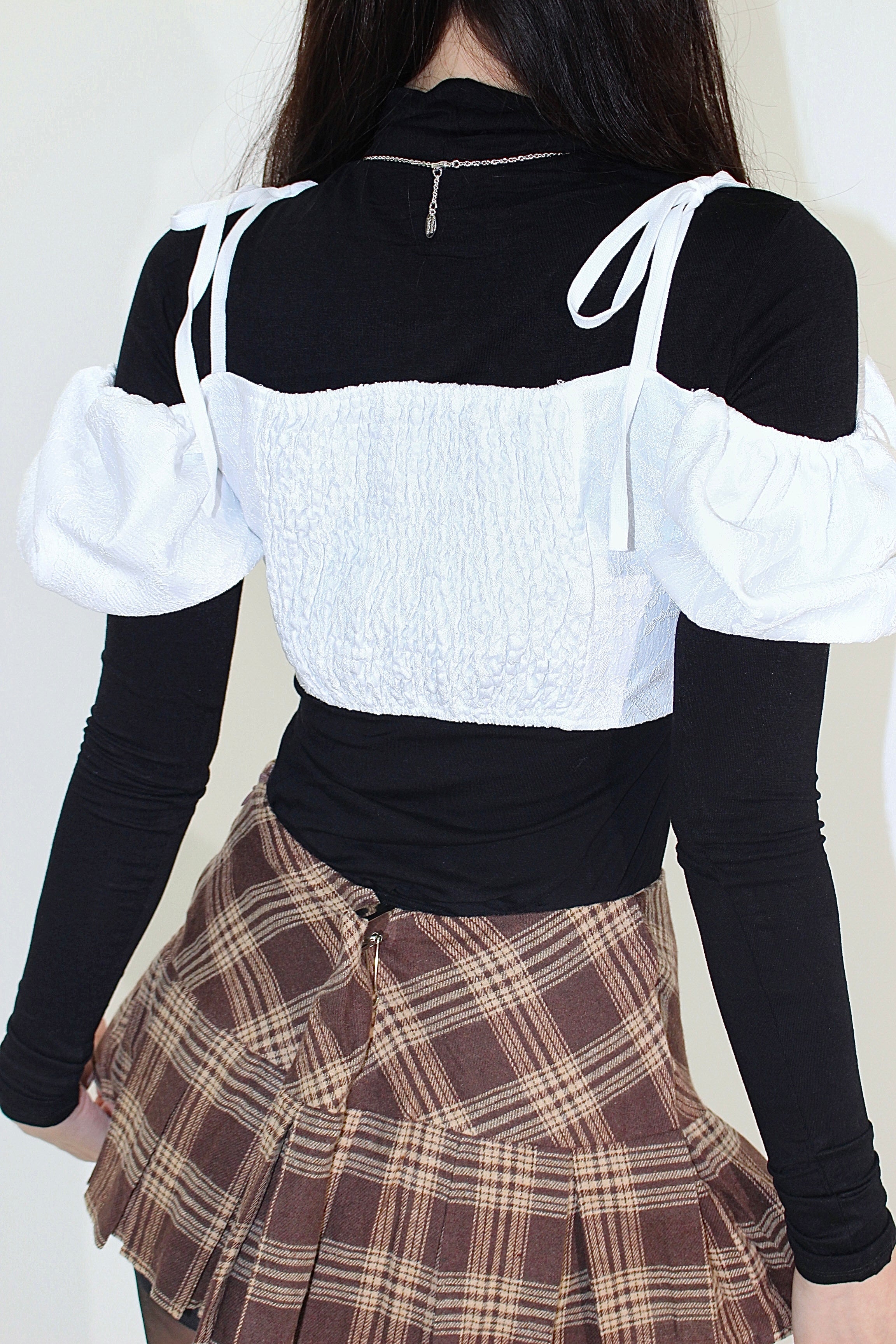 heart neck tops.