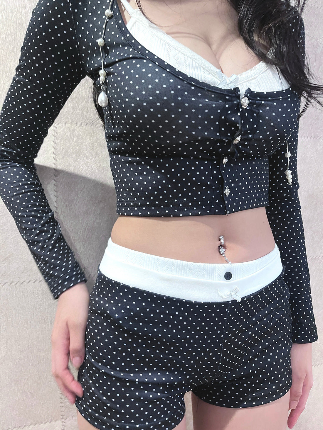 dot girl setup.