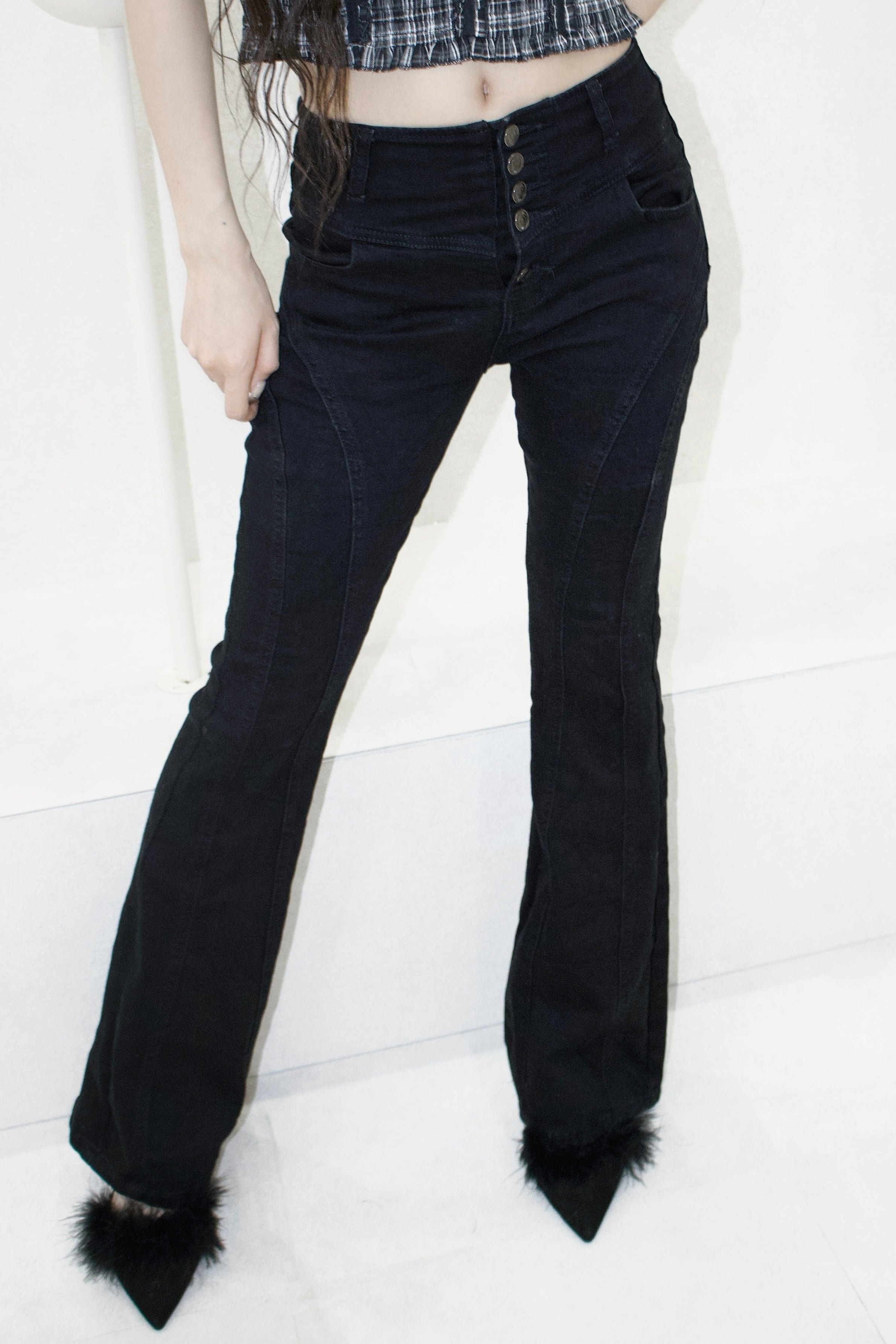 noire line denim.