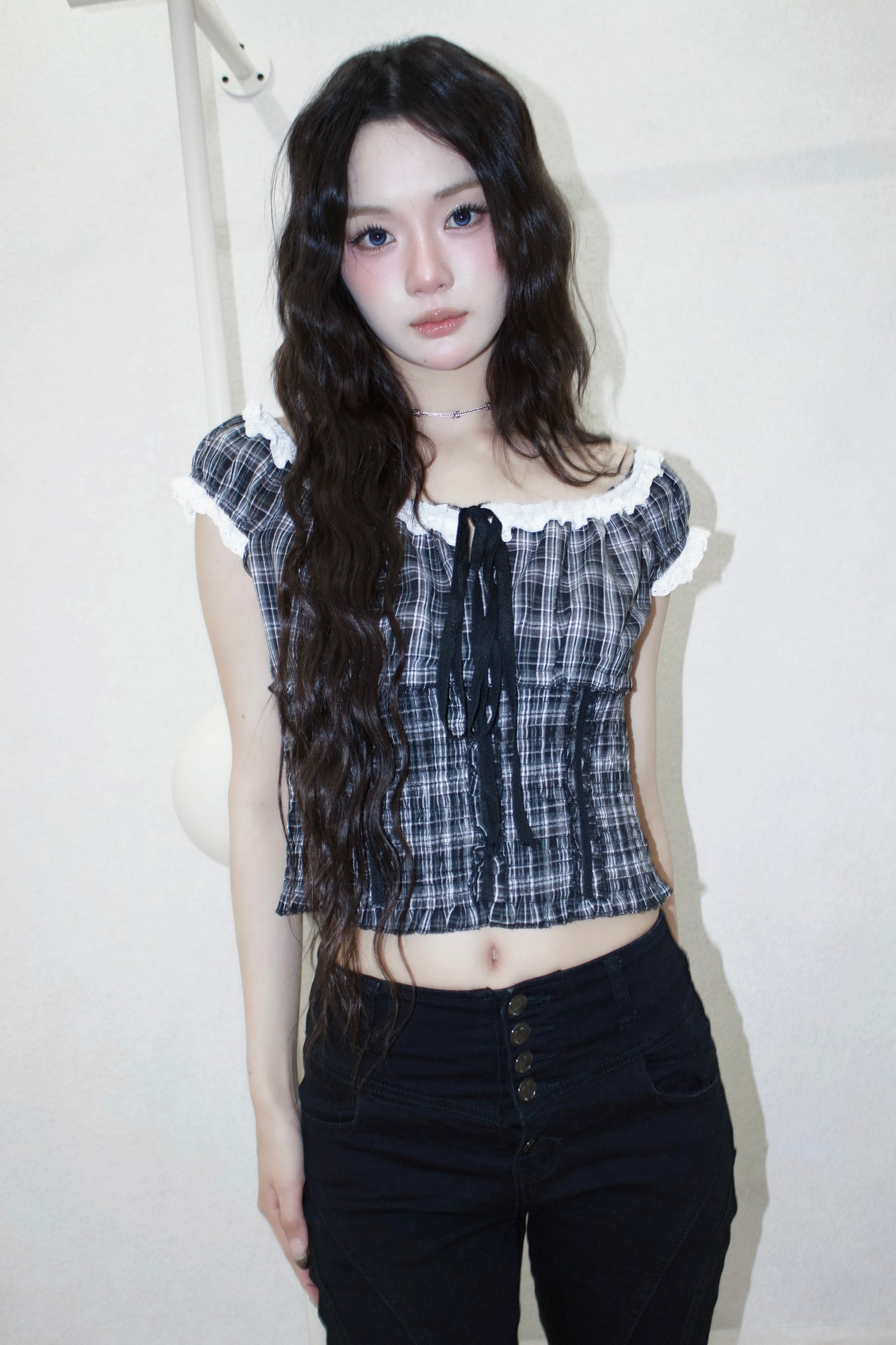 noire check tops.