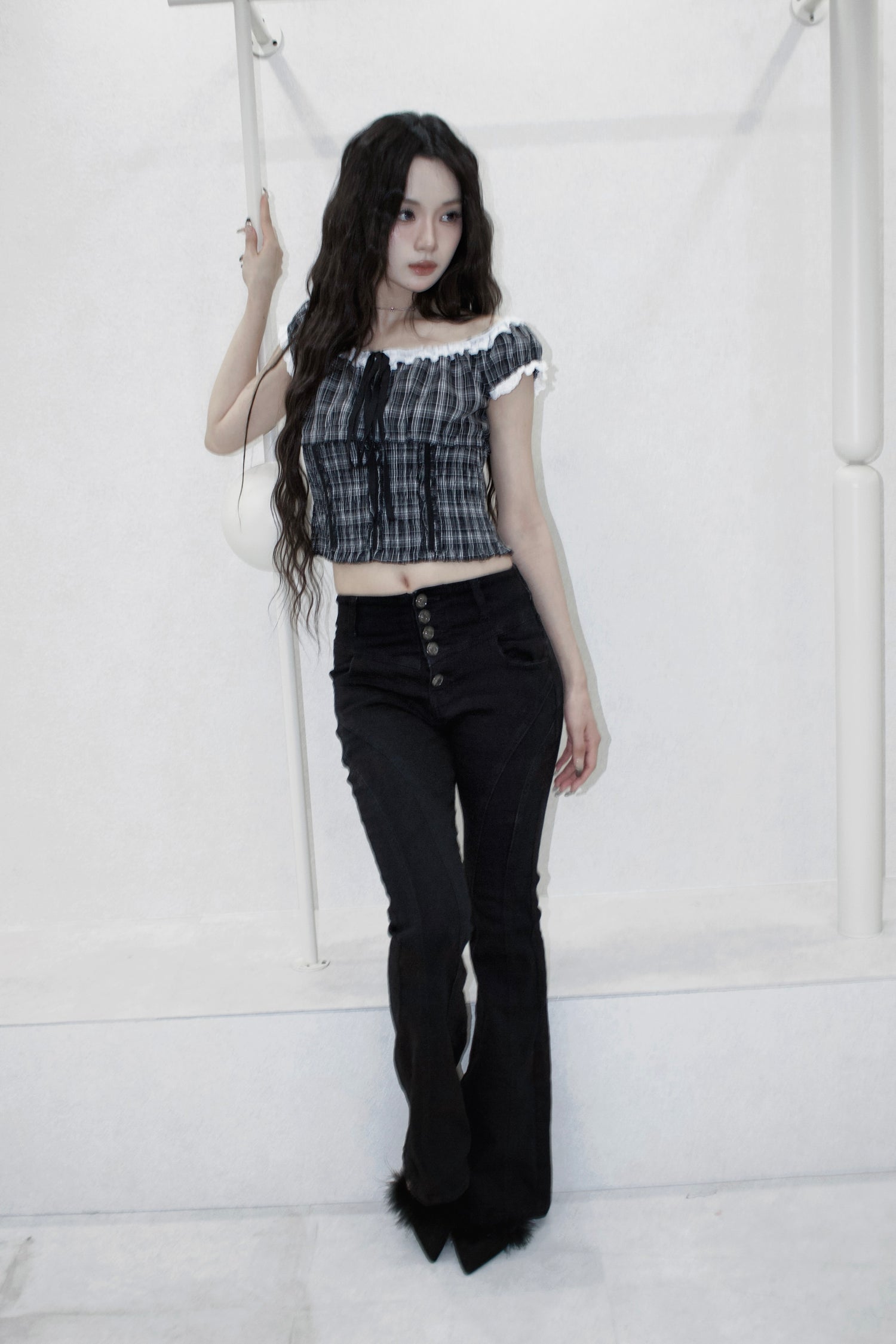 noire line denim.