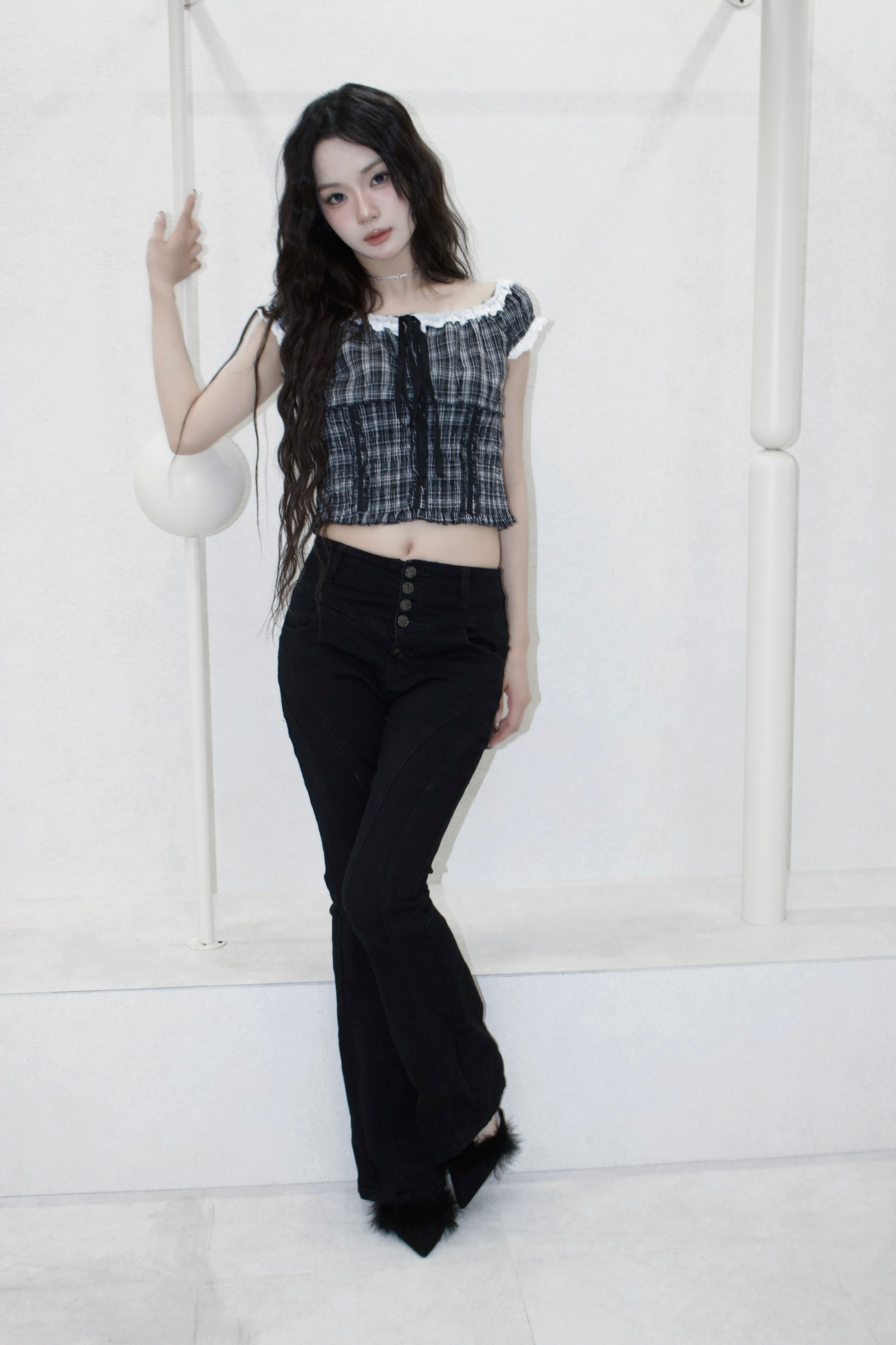 noire line denim.
