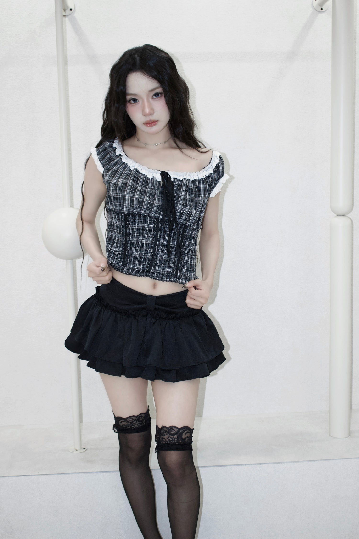 noire check tops.