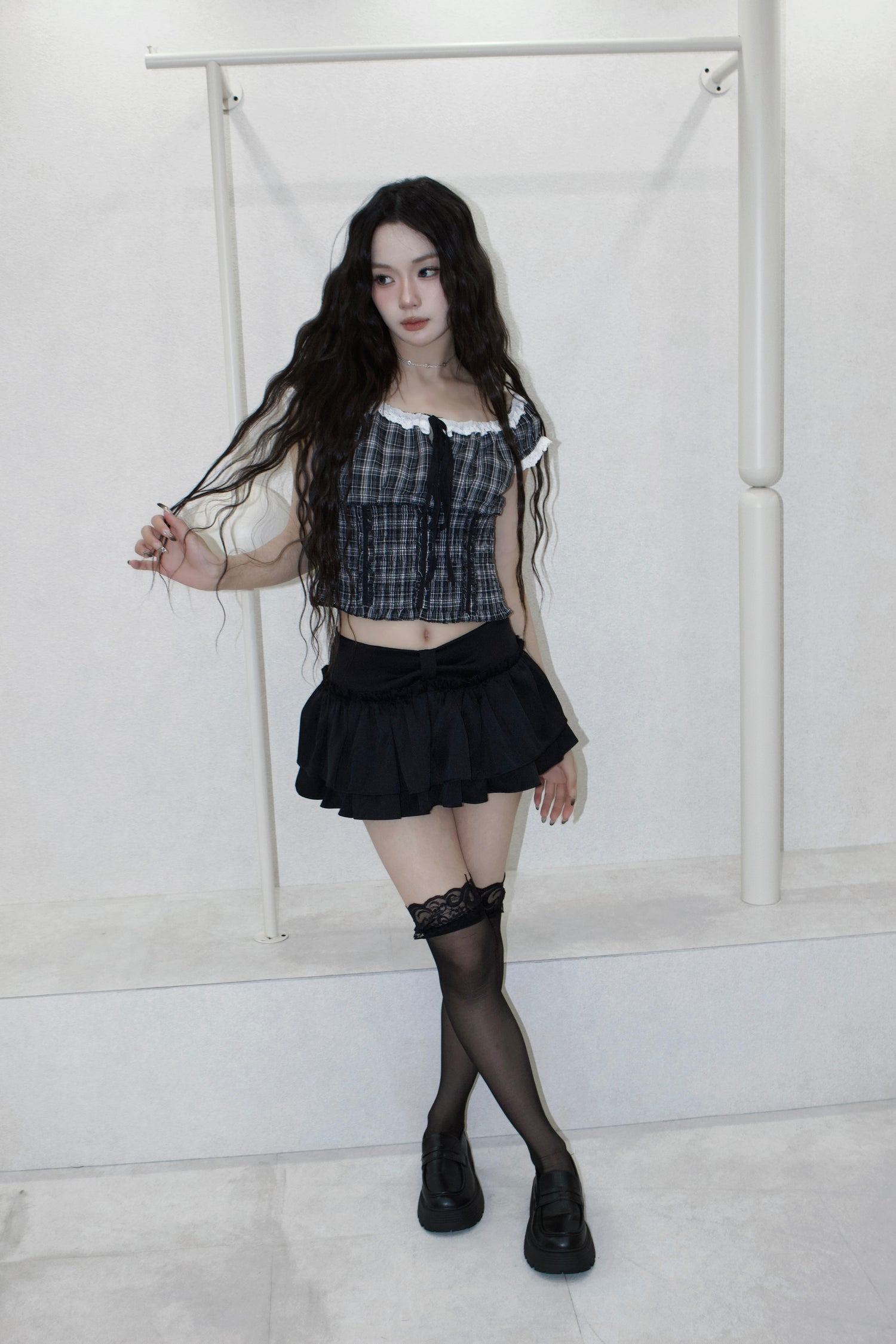 noire check tops.