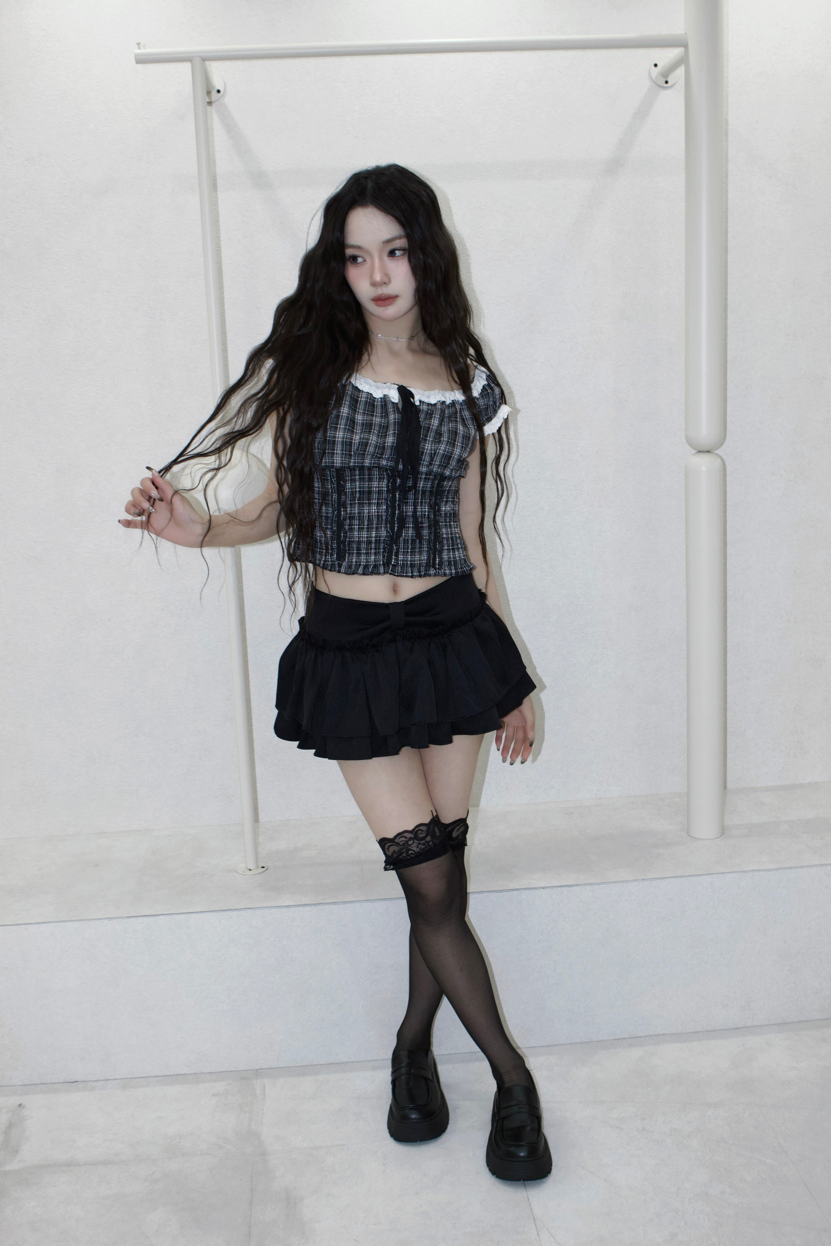 noire check tops.