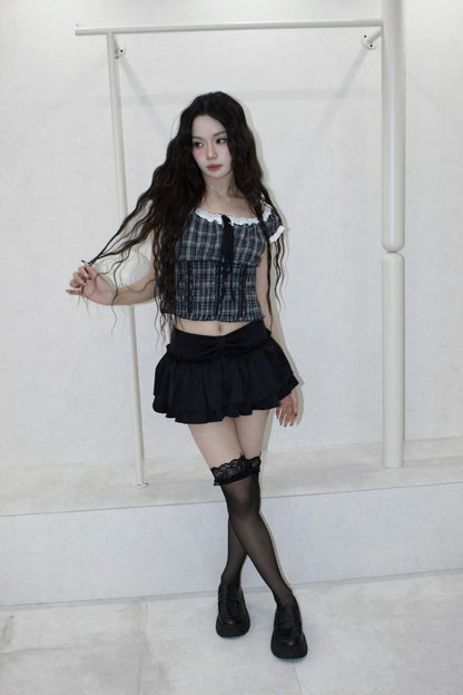 noire check tops.