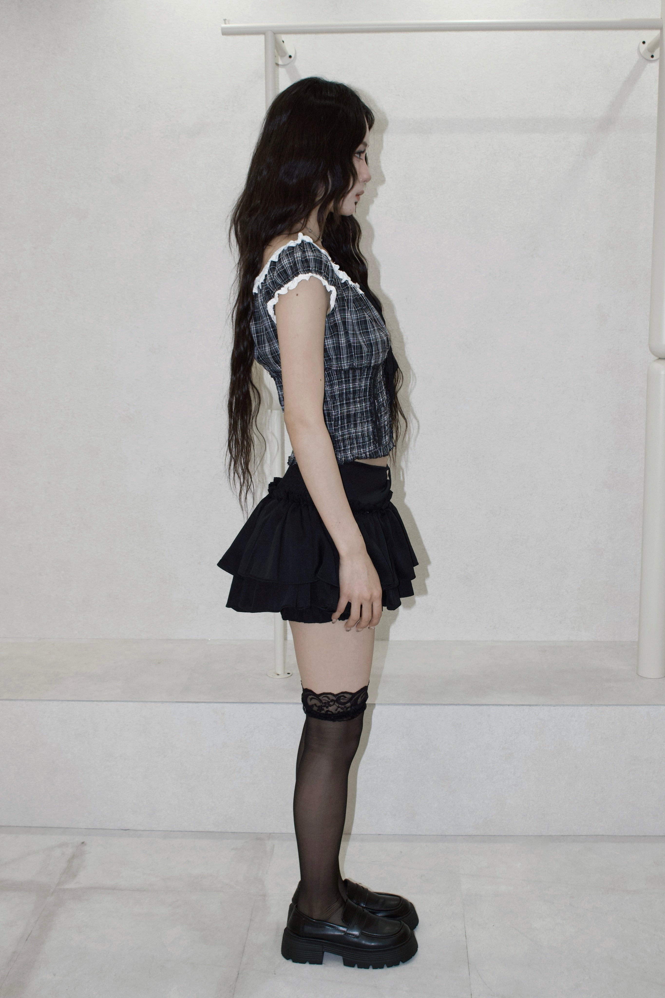 noire check tops.