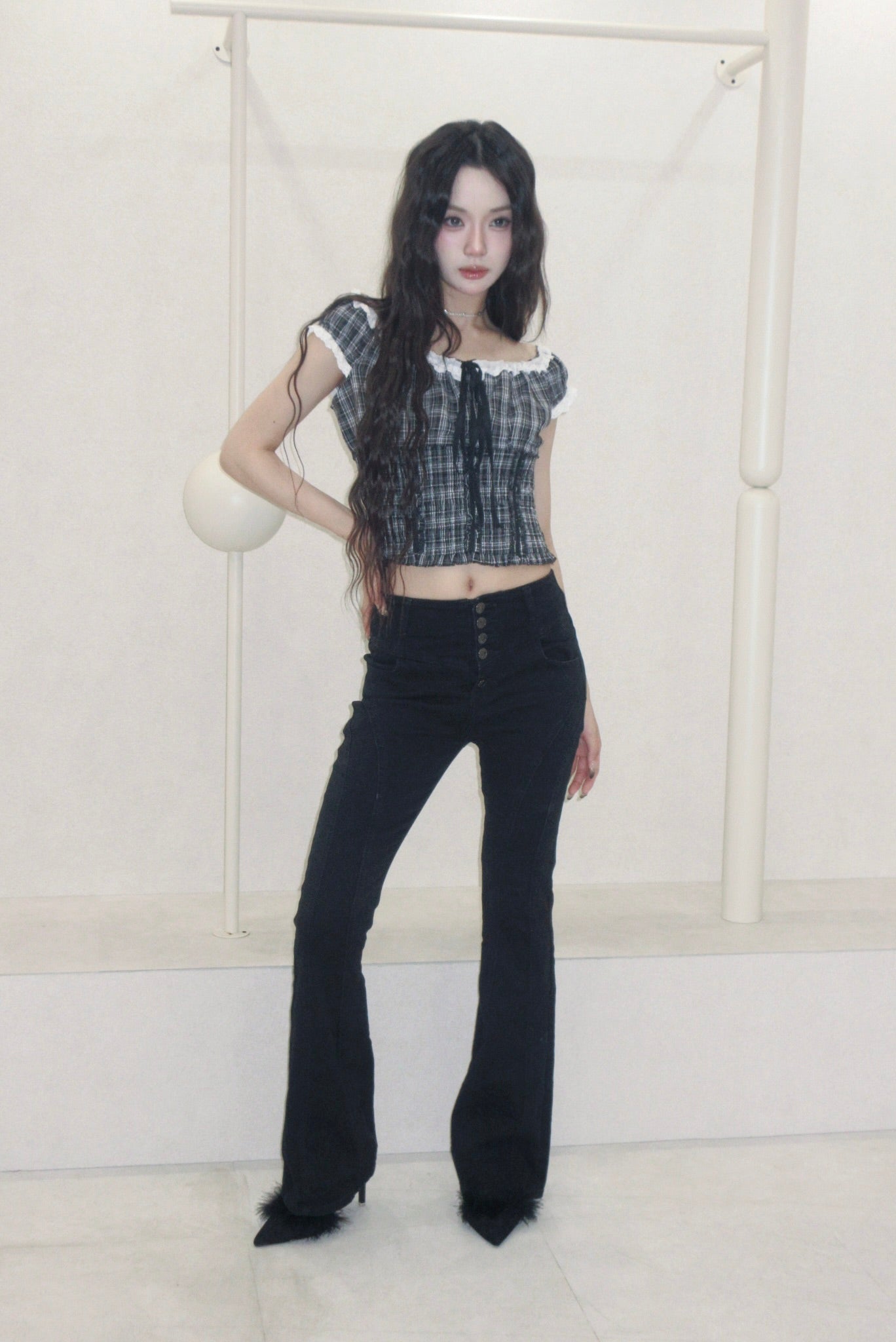 noire check tops.