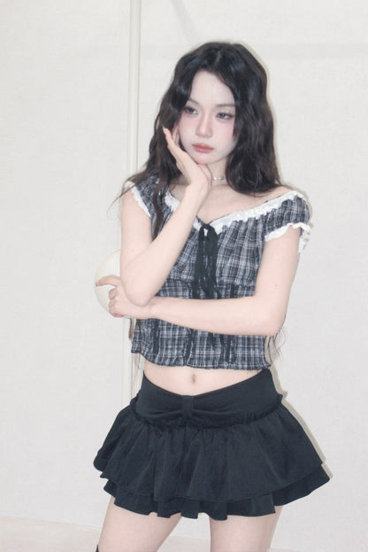 noire check tops.