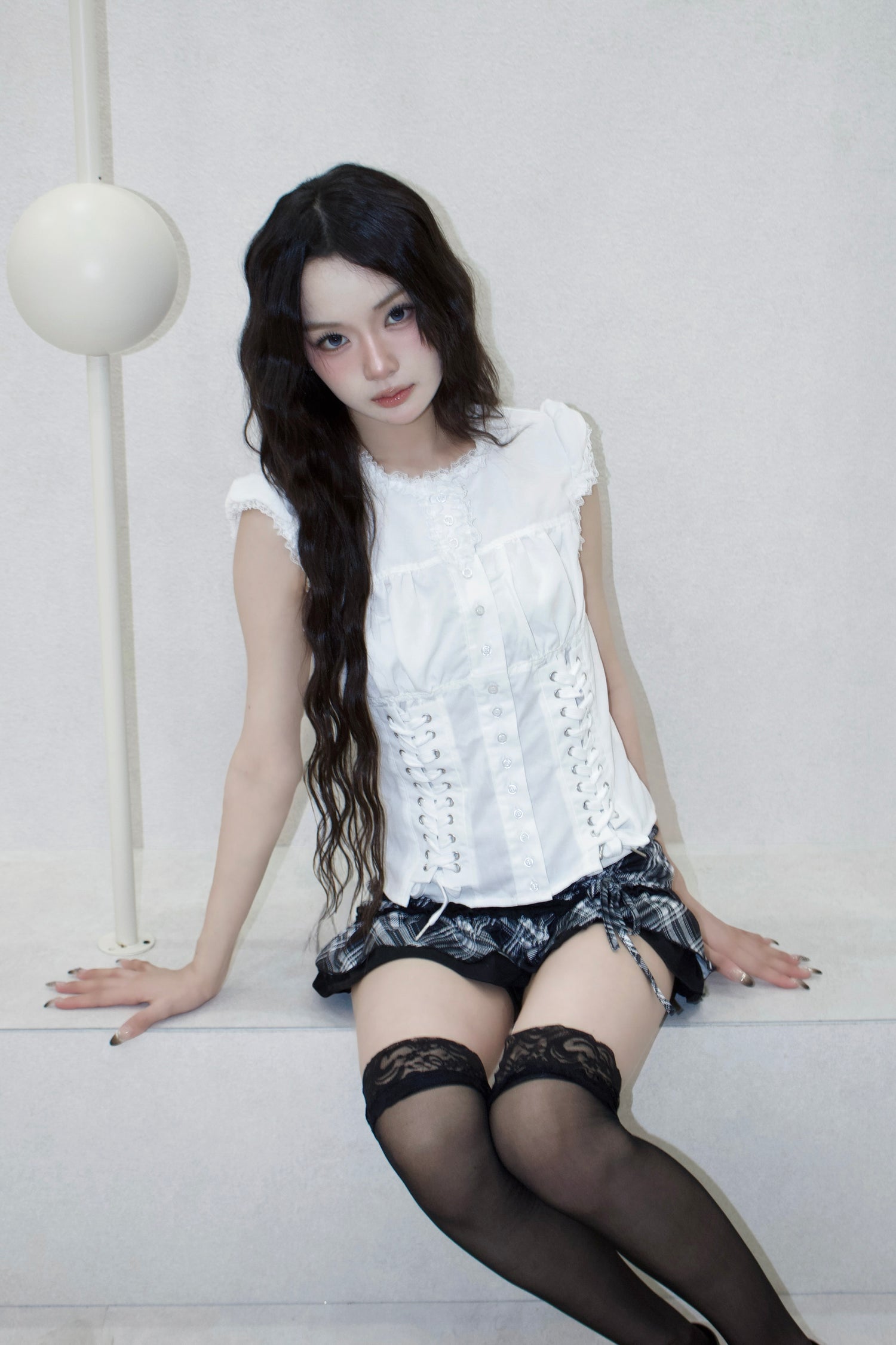 lace plaid skirt.
