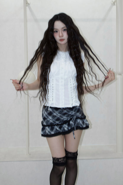 lace plaid skirt.