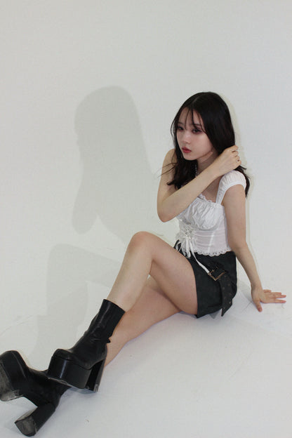 lace-up bustier.