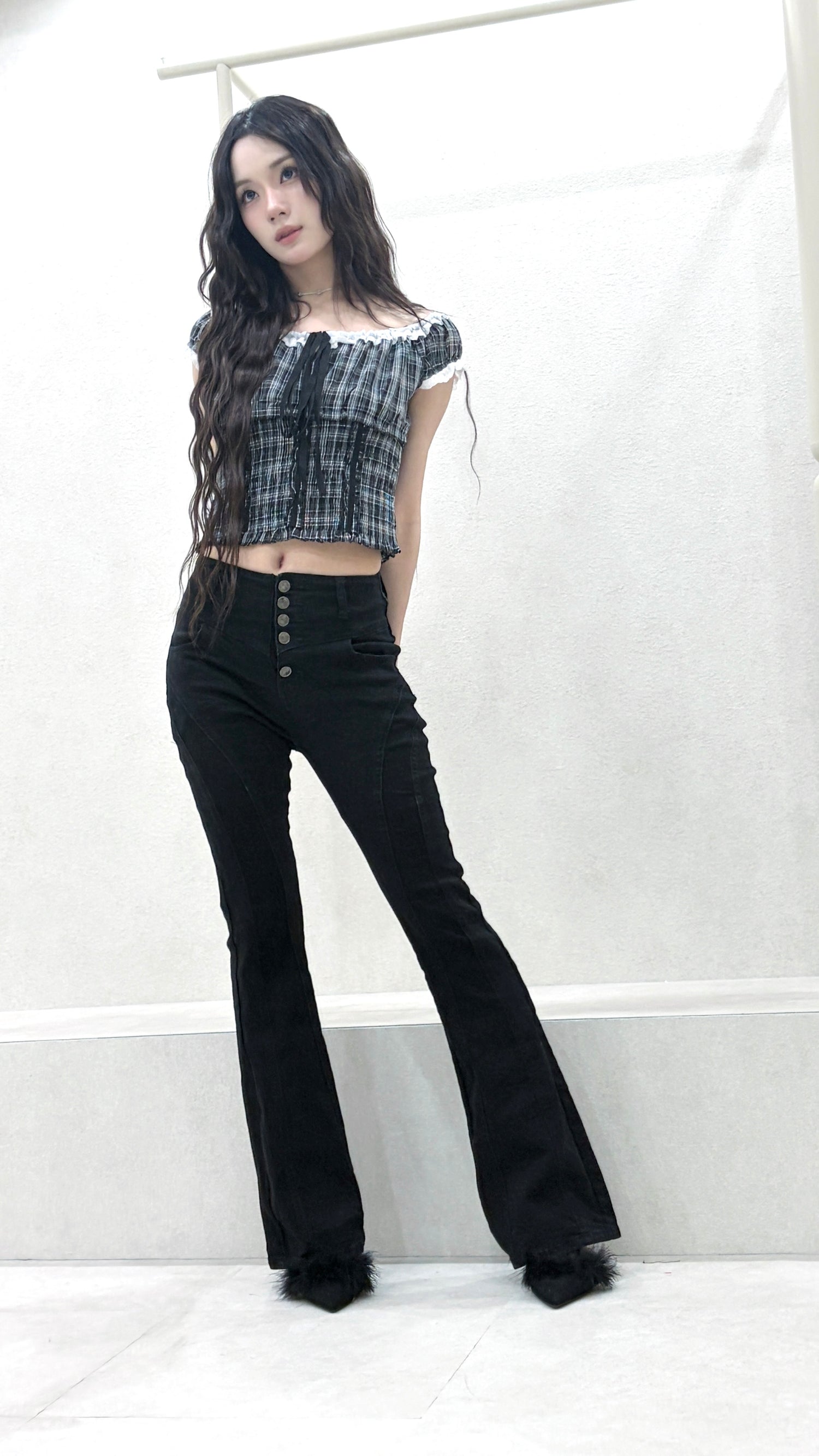 noire line denim.