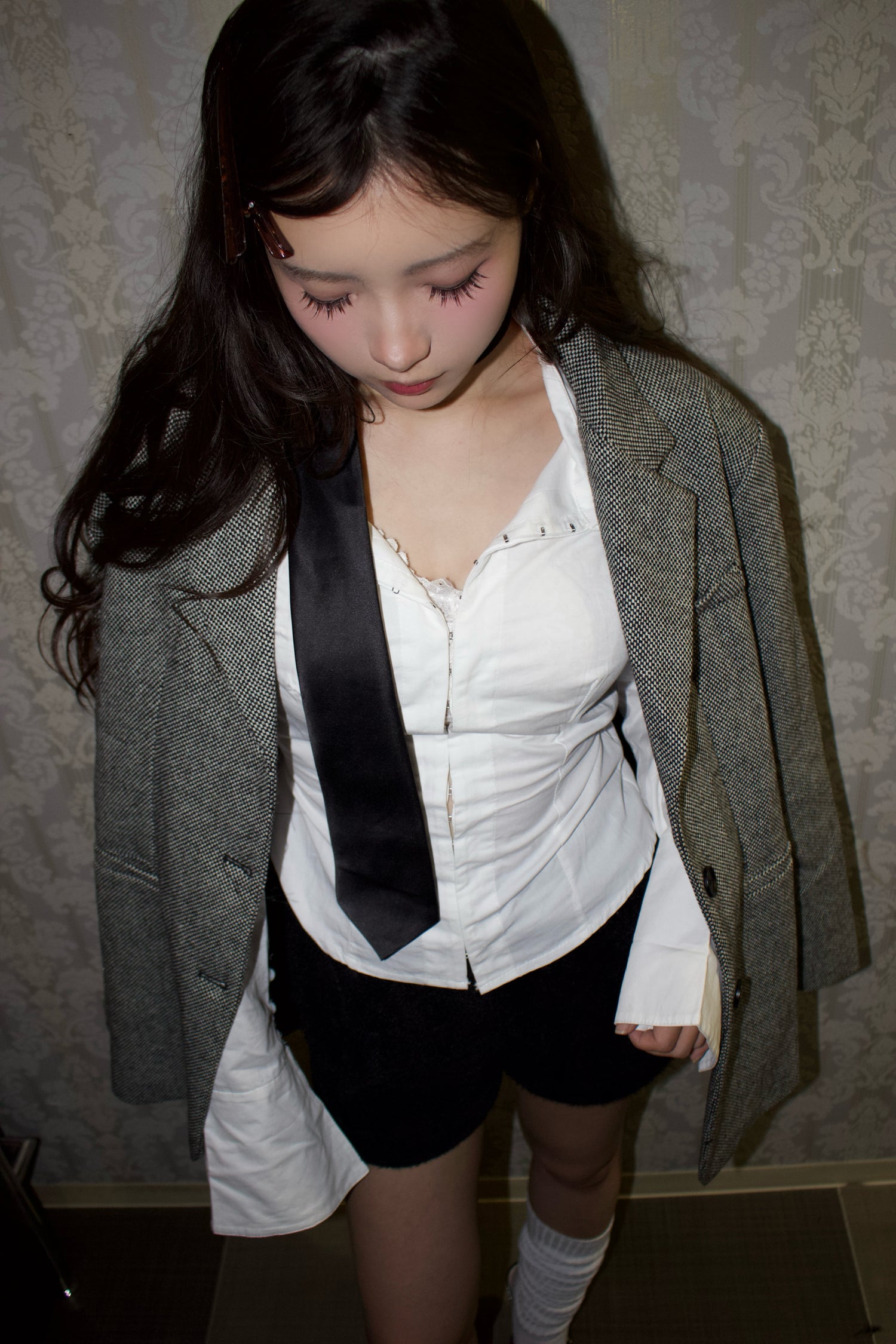 contour ribbon shirt.