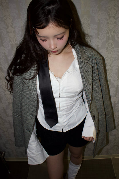 contour ribbon shirt.