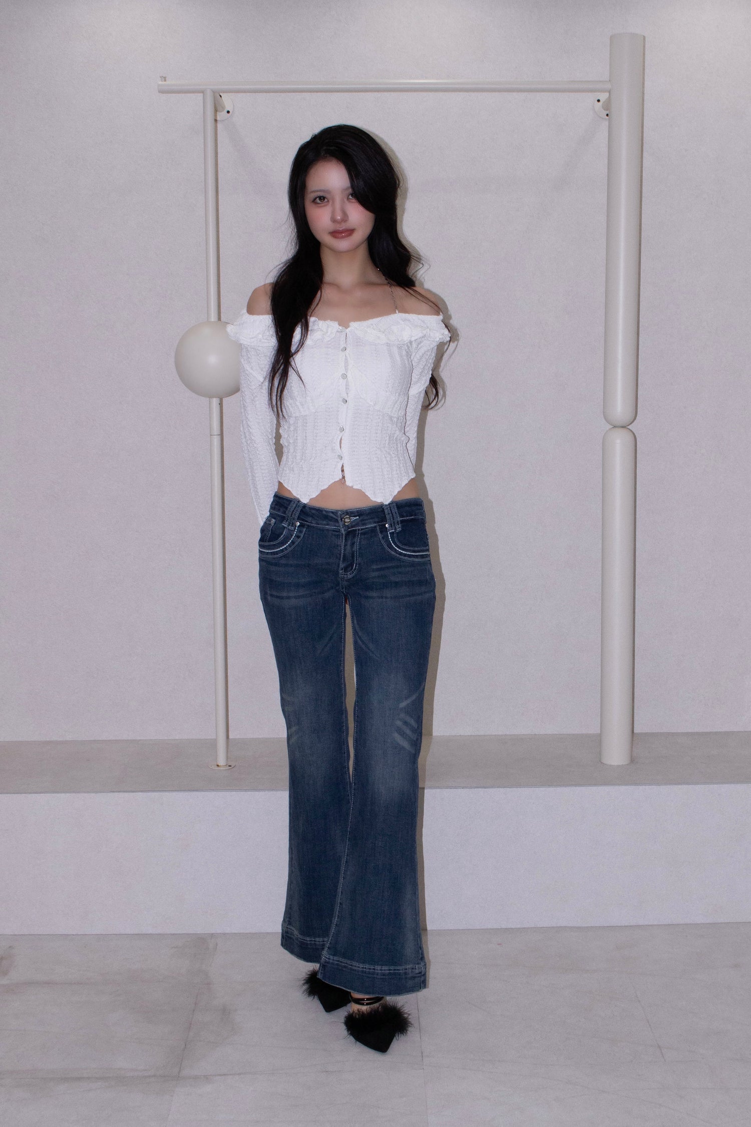 model fit denim.